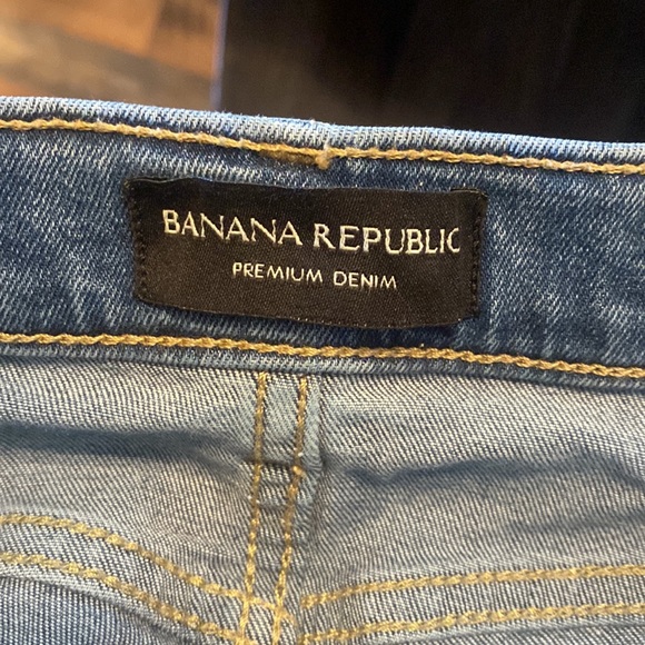 Banana Republic mid rise crop flare jeans size 25 - Picture 5 of 6